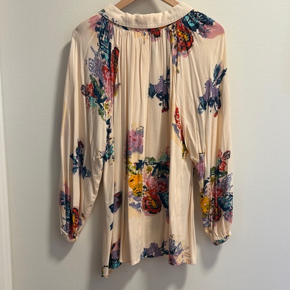 Free People Cream Floral Button-Front Tie-Neck Blouse - Picture 3 of 3